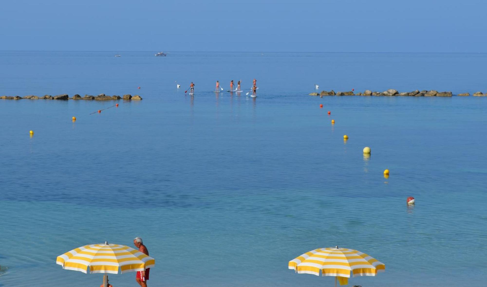 Lido Di Alghero Rooms On The Beach المظهر الخارجي الصورة